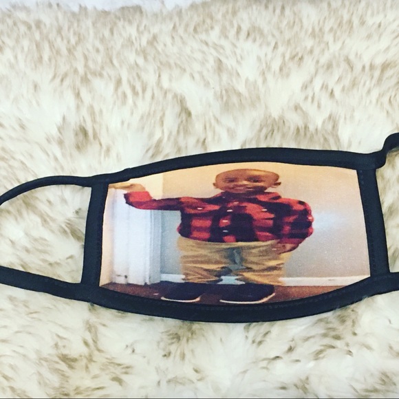 Customized facemasks - Picture 4 of 5